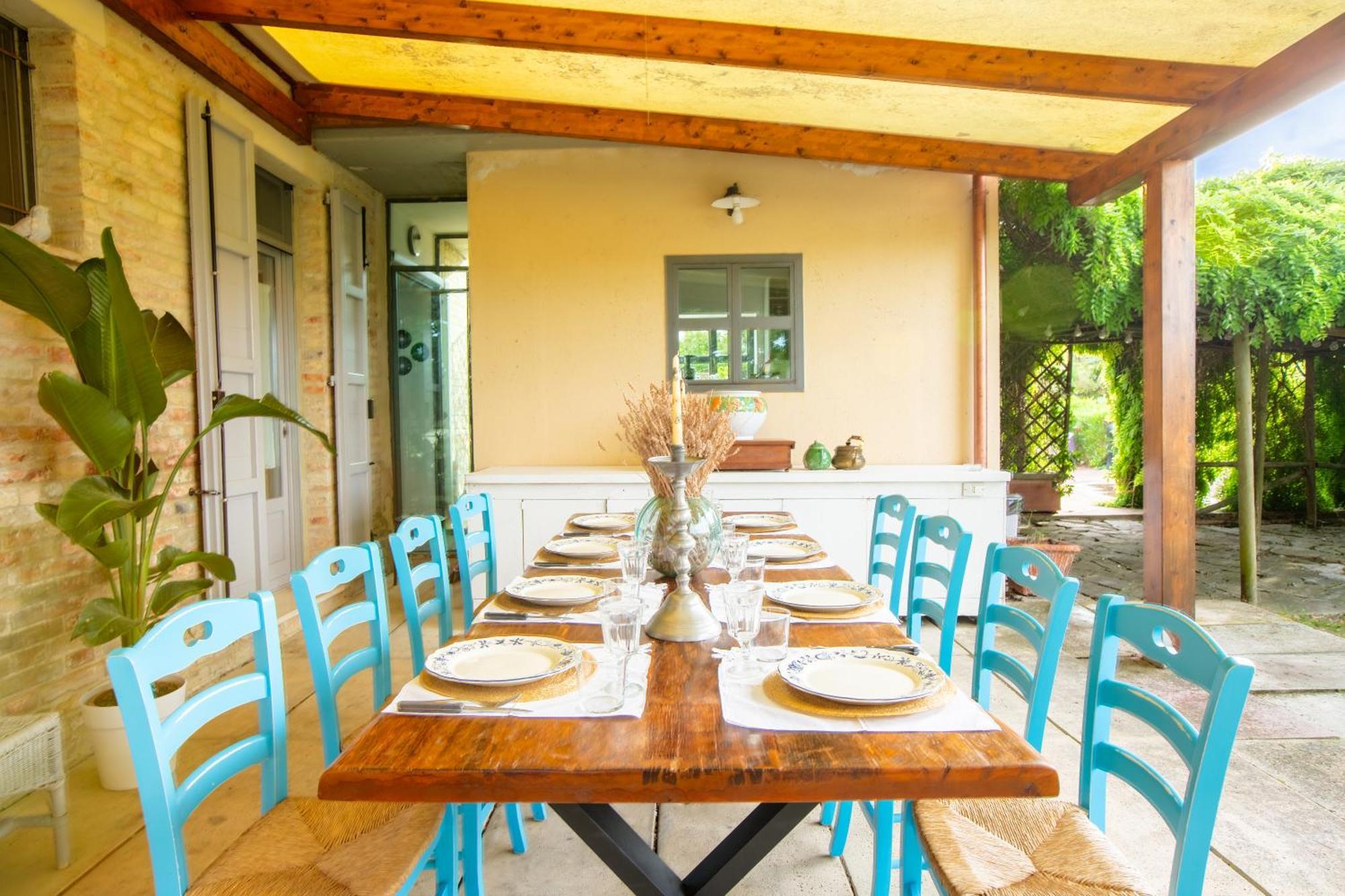 Grande Villa Storica Per Vacanze Con Giardino Privato E Piscina Ostra Экстерьер фото